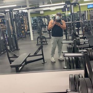 Meet your Posher, Phillip